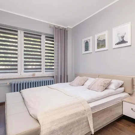 Stylish Korfantego Next To Spodek By Renters * Katowice