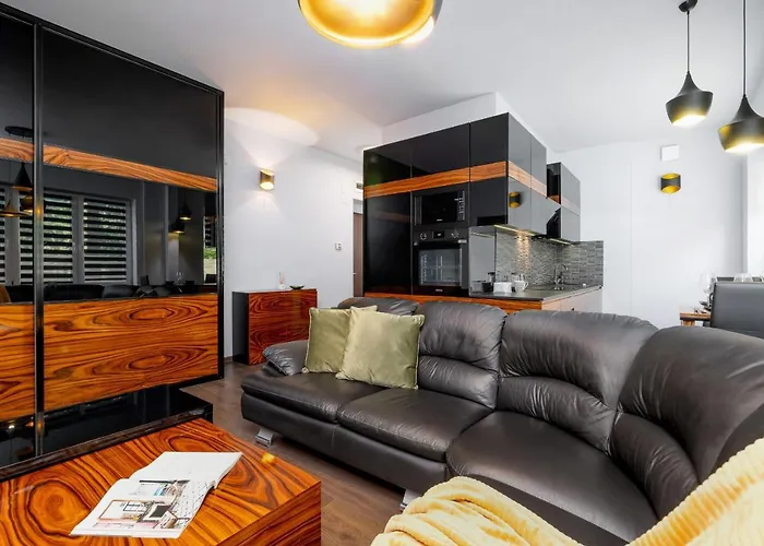 Stylish Korfantego Next To Spodek By Renters Daire *